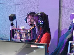 画像ギャラリー No.019のサムネイル画像 / 「オーバーウォッチ 2」×「LE SSERAFIM」コラボ第2弾,開幕。韓国・ソウルで開催されたコラボ記念イベントの様子をお届け