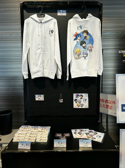 画像ギャラリー No.012のサムネイル画像 / 「ヘブバン」「消滅都市」「アナデン」ライブも大盛り上がり! 展示やライブで振り返る「ライトフライヤースタジオ10周年記念フェス」レポート