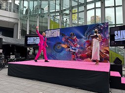 画像ギャラリー No.005のサムネイル画像 / なかやまきんに君を筆頭に,マッチョ集団が打ち水で暑気払い! 「セインツロウ」マッスル打ち水フェス2022をレポート