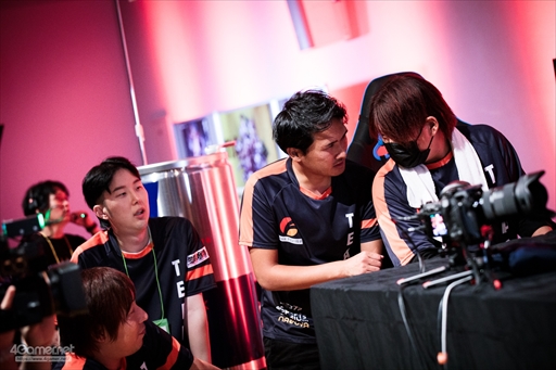 画像ギャラリー No.080のサムネイル画像 / プロシーンで活躍する格闘ゲーマーに聞く,2023年の振り返りと2024年への抱負。ウメハラ選手からフレッシュな新人プロまで計75人が参加