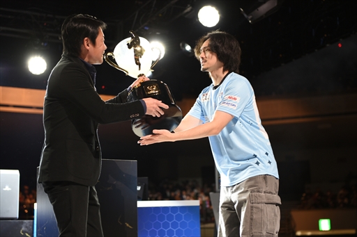 画像ギャラリー No.004のサムネイル画像 / プロシーンで活躍する格闘ゲーマーに聞く,2025年の振り返りと2026年への抱負。今年は大台を突破した計104人が参加