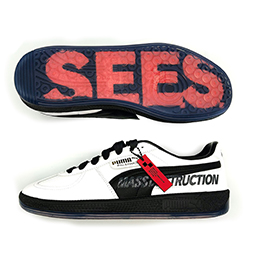 画像ギャラリー No.006のサムネイル画像 / 「ペルソナ3 リロード」,PUMA,atmosがトリプルコラボレーションした別注モデルのシューズを12月9日より抽選販売