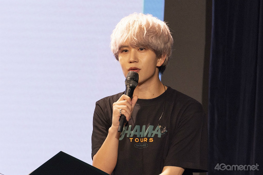 画像ギャラリー No.005のサムネイル画像 / トークにライブと盛りだくさんの40分! R1zeとEv3nsによる「18TRIP ファンミーティング」をレポート