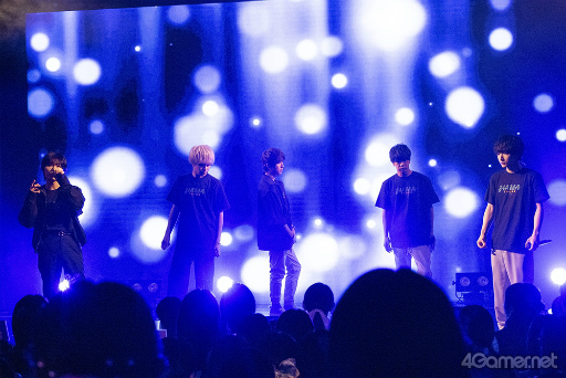 画像ギャラリー No.007のサムネイル画像 / トークにライブと盛りだくさんの40分! R1zeとEv3nsによる「18TRIP ファンミーティング」をレポート