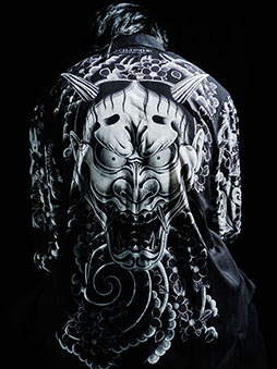 画像ギャラリー No.005のサムネイル画像 / 「WILDSIDE YOHJI YAMAMOTO」,龍が如くスタジオとのコラボ第2弾を4月23日に発売。ジャケットとシャツの計6型をラインナップ