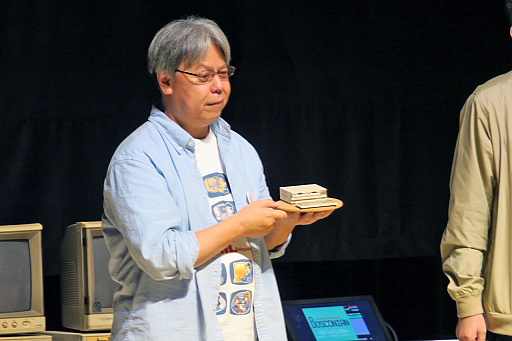 ²èÁü¥®¥ã¥é¥ê¡¼ No.003¤Î¥µ¥à¥Í¥¤¥ë²èÁü / °ìÀ¤¤òÉ÷óÓ¤·¤¿8¥Ó¥Ã¥È¥Û¥Ó¡¼¥Þ¥·¥ó¤¬¾®¤µ¤¯¤Ê¤Ã¤Æµ¢¤Ã¤Æ¤¯¤ë¡£¡ÖPasocomMini¡¡PC-8801 mkII SR¡×ȯɽ¡£¾ÜºÙ¤Ë¤Ä¤¤¤Æ¤Ï8·î8Æü¤ËÌÀ¤é¤«¤Ë