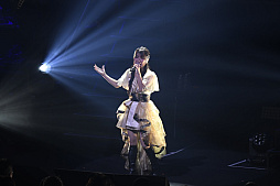 画像ギャラリー No.007のサムネイル画像 / 初代「シュタゲ」のリブート作も発表された15周年記念ライブをレポート。出演声優陣による朗読劇なども実施