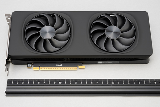 画像ギャラリー No.007のサムネイル画像 / Intelの新型デスクトップPC向けGPU「Intel Arc B580」レビュー。GeForce RTX 4060を上回る性能を発揮できたのか?