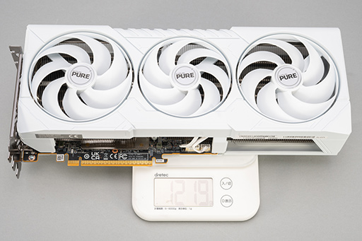 画像ギャラリー No.006のサムネイル画像 / RDNA 4世代の新GPU「Radeon RX 9070 XT」&「Radeon RX 9070」レビュー。RX 7900 XTを上回ってRTX 5070とも戦える