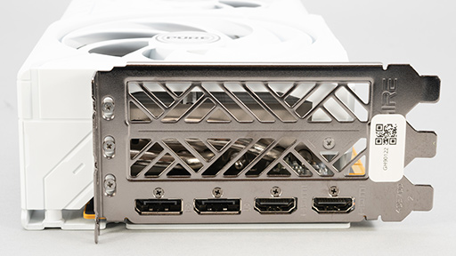 画像ギャラリー No.012のサムネイル画像 / RDNA 4世代の新GPU「Radeon RX 9070 XT」&「Radeon RX 9070」レビュー。RX 7900 XTを上回ってRTX 5070とも戦える