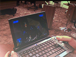 画像ギャラリー No.018のサムネイル画像 / 話題のゲーマー向け超小型PC「OneGx1」が国内初披露。合体可能なゲームパッドやLTE対応は競合製品にない魅力だ