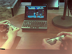 画像ギャラリー No.019のサムネイル画像 / 話題のゲーマー向け超小型PC「OneGx1」が国内初披露。合体可能なゲームパッドやLTE対応は競合製品にない魅力だ