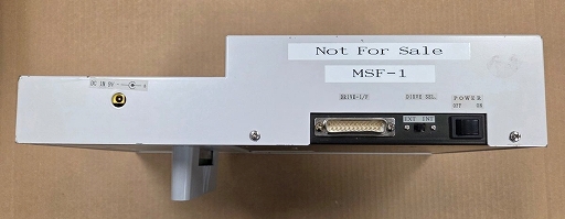 画像ギャラリー No.005のサムネイル画像 / 幻のスーパーファミコン用CD-ROM「PlayStation」の開発初期版が発掘される。アタッチメント式のCD-ROMドライブで,現存する唯一のユニット