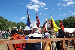 画像ギャラリー No.022のサムネイル画像 / ポーランド・リトアニア連合軍とドイツ騎士団が壮絶な戦いを演じる歴史イベント,「グルンヴァルドの戦い」の模様をレポート