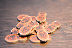 画像ギャラリー No.007のサムネイル画像 / 孤独のボドゲ 第1回:ダイスに運命を託すクトゥルフゲーム「エルダーサイン」