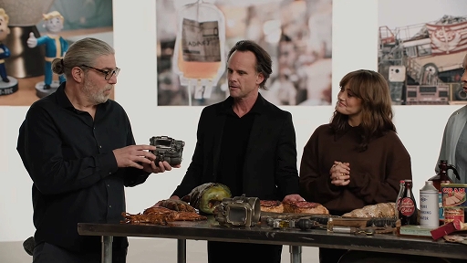 画像ギャラリー No.003のサムネイル画像 / ドラマ「Fallout」の衣装や武器,小道具にフォーカスを当てた舞台裏動画「Behind the Scenes」が公開に