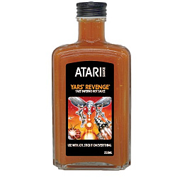 画像ギャラリー No.009のサムネイル画像 / 懐かしのジョイスティックがウイスキーのデキャンタになった「Atari Joystick Decanter Set」,海外向けに発売中