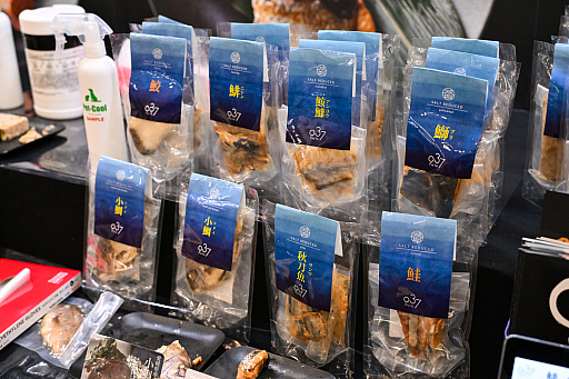 画像ギャラリー No.044のサムネイル画像 / スクエニの犬猫グッズ「SQEX PETs」も9月発売決定! おもしろワンニャンアイテムたくさんの“インターペット2025”