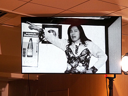 画像ギャラリー No.017のサムネイル画像 / 「光吉猛修 35周年記念ディナーショー in セガ本社」レポート。日本一歌のうまいサラリーマンが昼夜にわたって全22曲を披露(独占インタビューも)