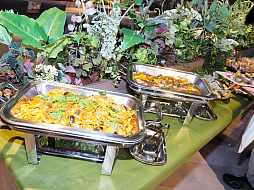 画像ギャラリー No.025のサムネイル画像 / 「光吉猛修 35周年記念ディナーショー in セガ本社」レポート。日本一歌のうまいサラリーマンが昼夜にわたって全22曲を披露(独占インタビューも)